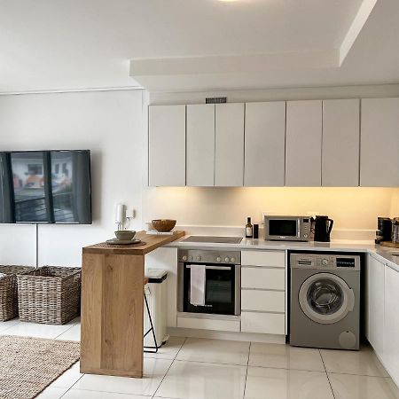 Luxury 1Br Green Point - Walk To Sea Point Promenade! Rooftop Pool, Secure Parking Kaapstad Buitenkant foto